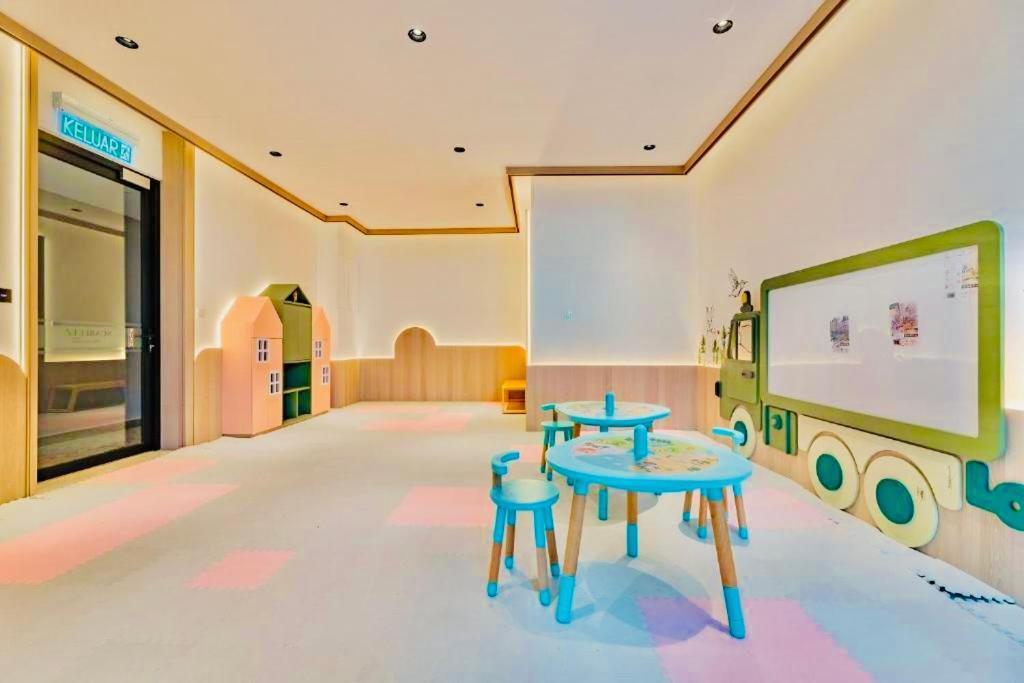 Scarletz Suites Klcc By M Suites Куала Лумпур Екстериор снимка