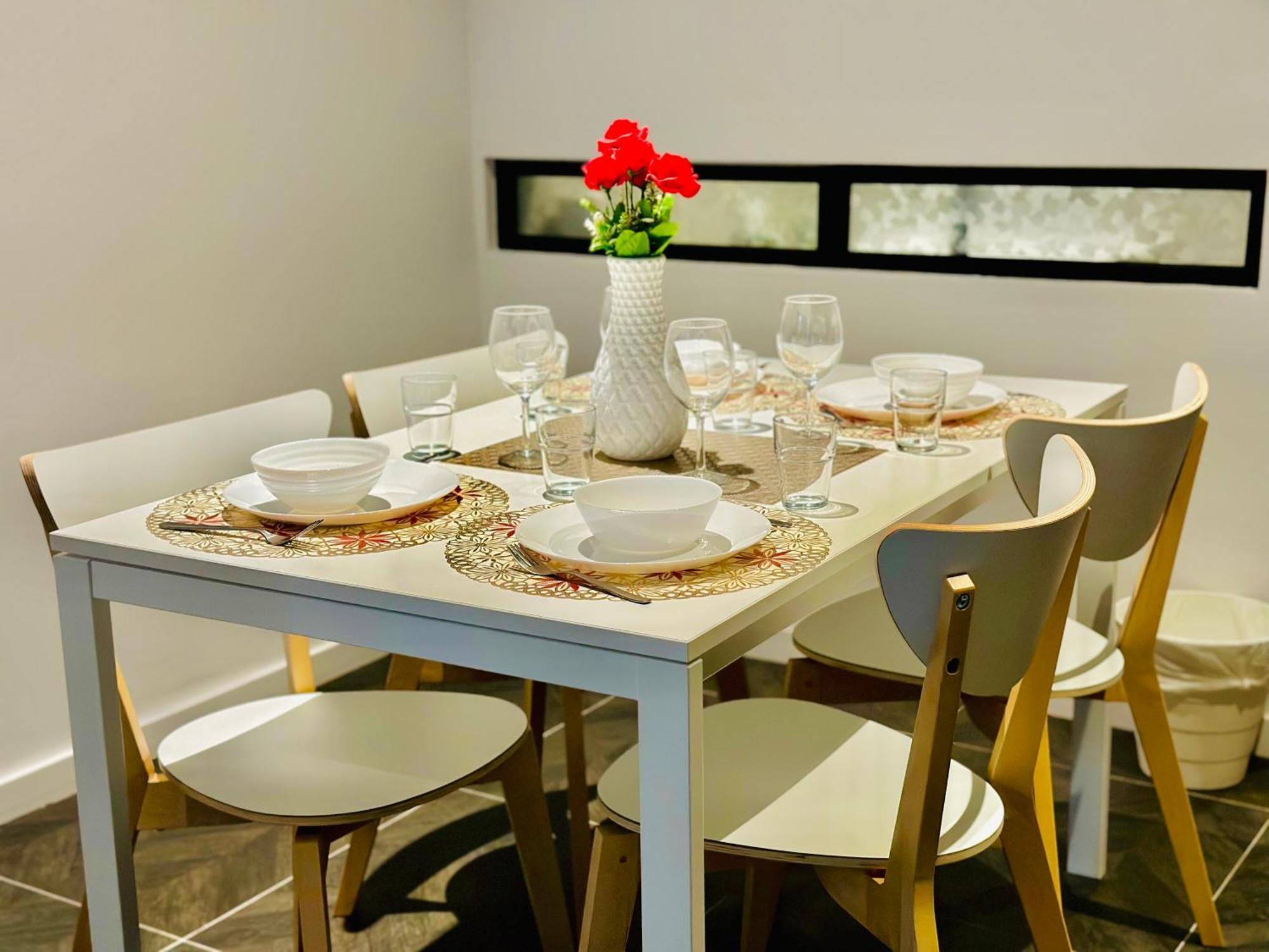 Scarletz Suites Klcc By M Suites Куала Лумпур Екстериор снимка