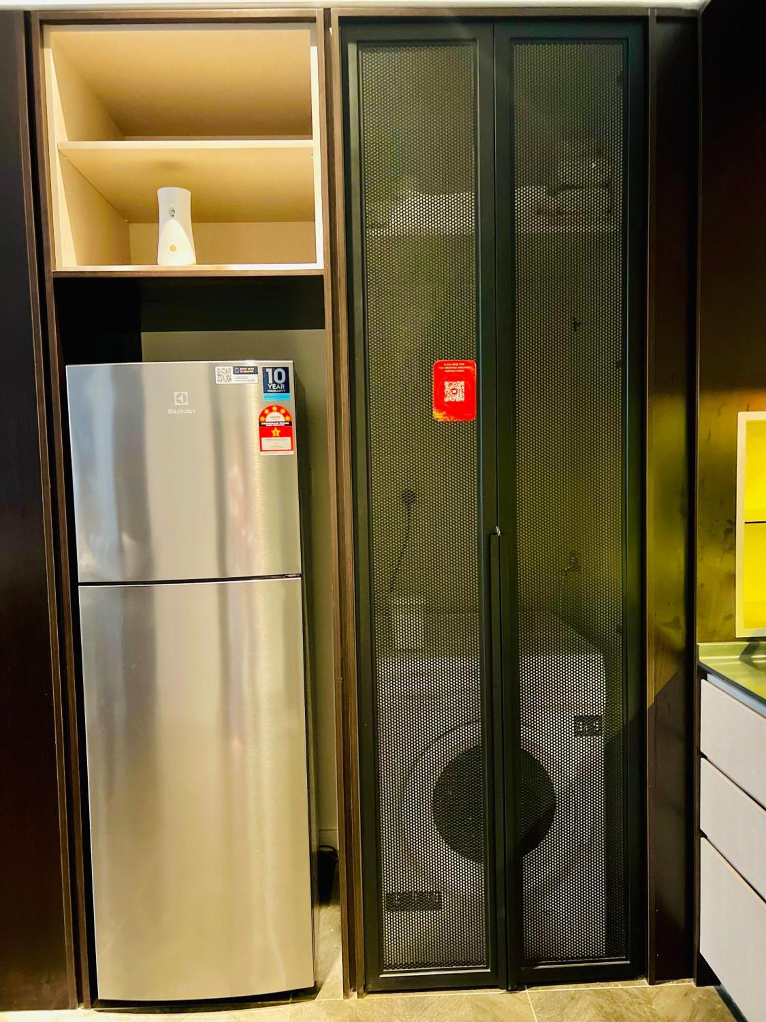 Scarletz Suites Klcc By M Suites Куала Лумпур Екстериор снимка
