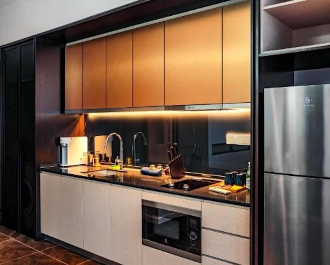 Scarletz Suites Klcc By M Suites Куала Лумпур Екстериор снимка