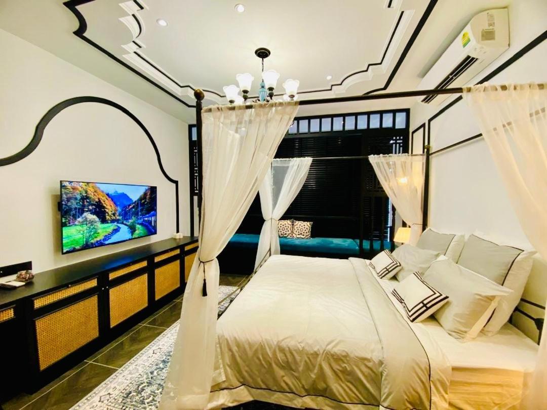 Scarletz Suites Klcc By M Suites Куала Лумпур Екстериор снимка